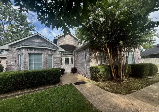 Photo 1 of Single family home for sale at 3085 Timbers Ln, Tahlequah, OK 74464 | MLS# 2619324 | Listing updated on 2026-08-20