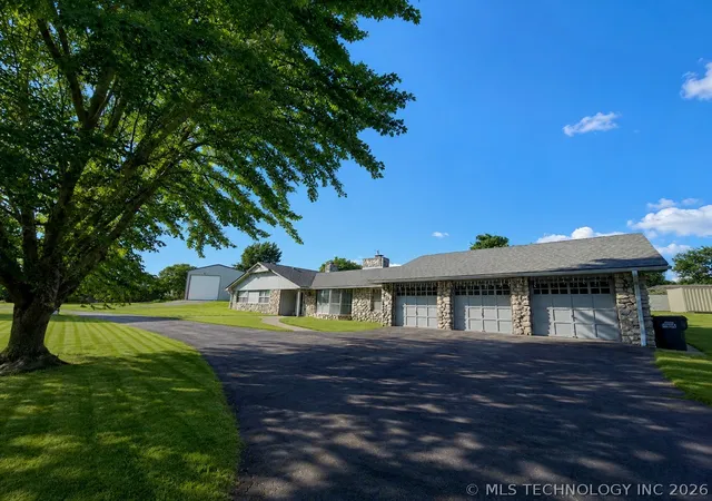 3rd image of 533 W Woodland Dr, Cleveland, OK 74020 | MLS# 2625379