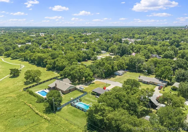 34th image of 617 Wallace Nw, Ardmore, OK 73401 | MLS# 2625411