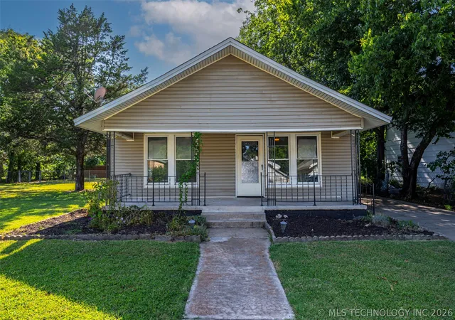 1st image of 311 F St Ne, Ardmore, OK 73401 | MLS# 2618793
