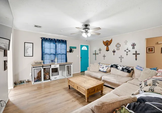 Photo 2 of Single family home for sale at 619 N Crownpoint, Ada, OK 74820 | MLS# 2625272 | Listing updated on 2026-08-20