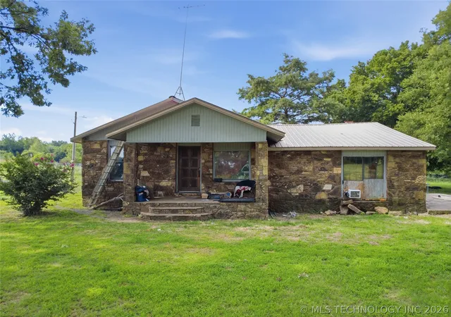 Homes for sale in Sand Springs, OK | 12462 W Overlook Dr, Sand Springs, OK 74063 | MLS# 2625032