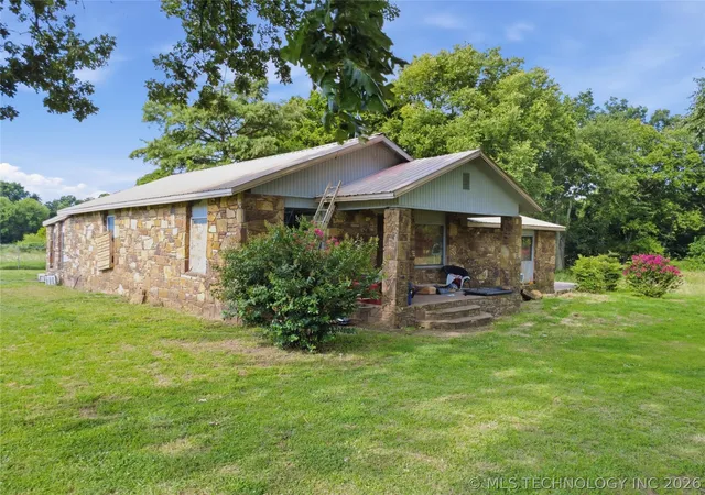 Homes for sale in Sand Springs, OK | 12462 W Overlook Dr, Sand Springs, OK 74063 | MLS# 2625032