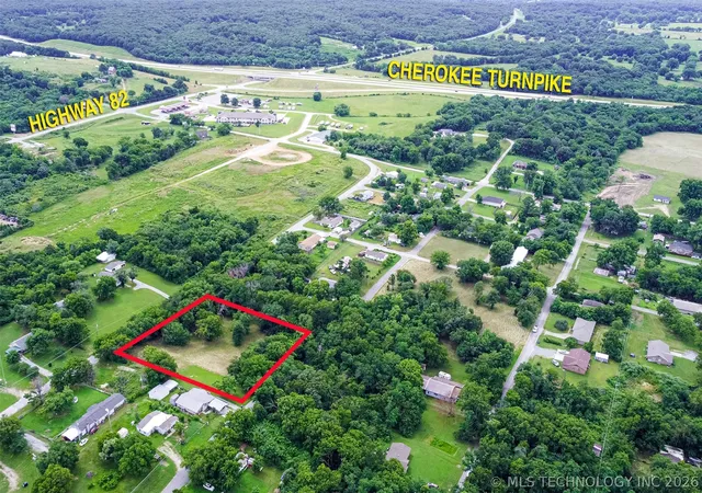 5th image of 608 S Cherokee St, Locust Grove, OK 74352 | MLS# 2625533
