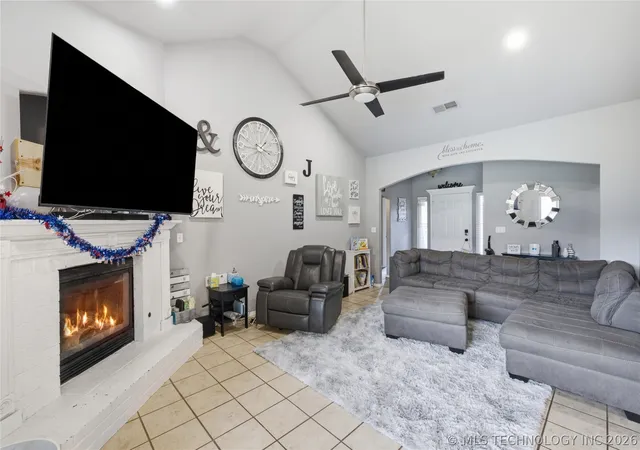 5th image of 2716 W Pensacola St, Broken Arrow, OK 74011 | MLS# 2625549