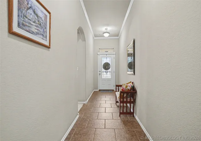 Photo 5 of Sale Pending at 716 E Boston St, Broken Arrow, OK 74012 | MLS# 2623382 | Listing updated on 2026-08-20