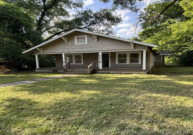 Homes for sale in Muskogee, OK | 2625 Elgin, Muskogee, OK 74401 | MLS# 2625566