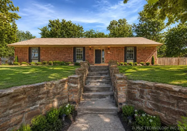 Photo 1 of Sale Pending at 2415 W 43rd Street, Tulsa, OK 74107 | MLS# 2625516 | Listing updated on 2026-08-20
