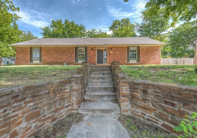 Photo 2 of Sale Pending at 2415 W 43rd Street, Tulsa, OK 74107 | MLS# 2625516 | Listing updated on 2026-08-20