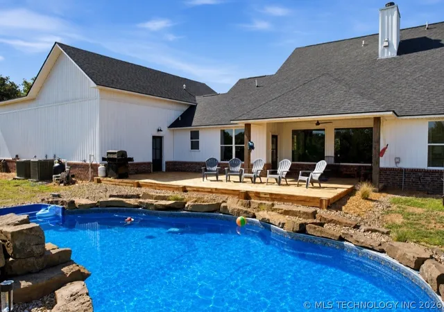Homes for sale in Muldrow, OK | 108368 S 4717, Muldrow, OK 74948 | MLS# 2625585