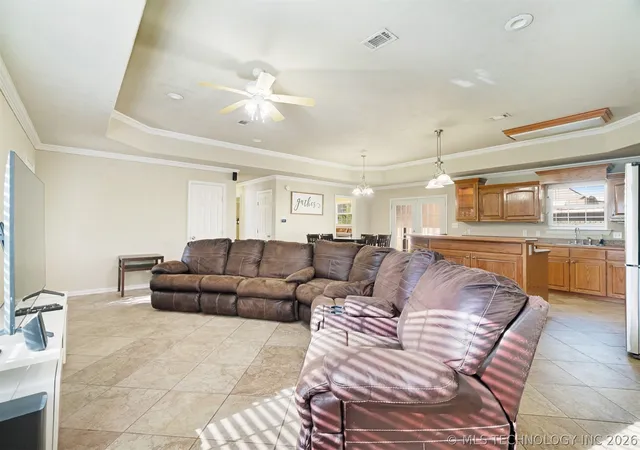 Homes for sale in Hugo, OK | 201 S 10Th, Hugo, OK 74743 | MLS# 2625598