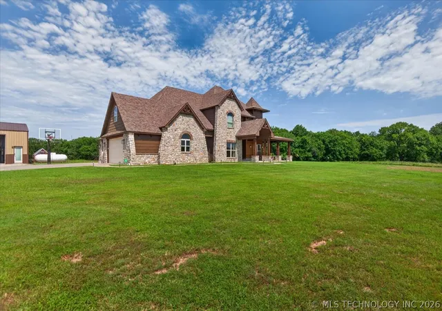 Photo 4 of Single family home for sale at 29645 N 3990 Road, Ramona, OK 74061 | MLS# 2625539 | Listing updated on 2026-08-24
