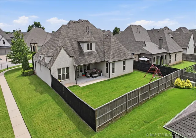 Photo 4 of Sale Pending at 10467 E 124th Street S, Bixby, OK 74008 | MLS# 2625353 | Listing updated on 2026-08-20