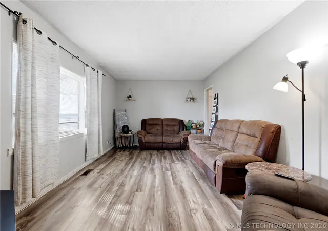3rd image of 7405 Wainwright Rd, Oktaha, OK 74450 | MLS# 2625674