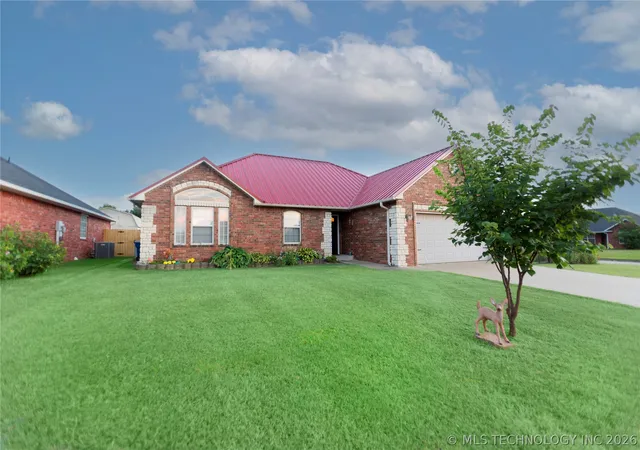 1st image of 1400 Sweetgum Pl, Mc Alester, OK 74501 | MLS# 2625655