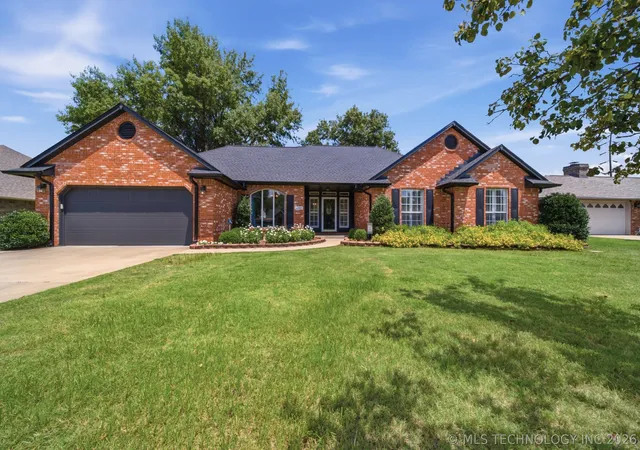 Homes for sale in Muskogee, OK | 3306 Cromwell, Muskogee, OK 74403 | MLS# 2624902