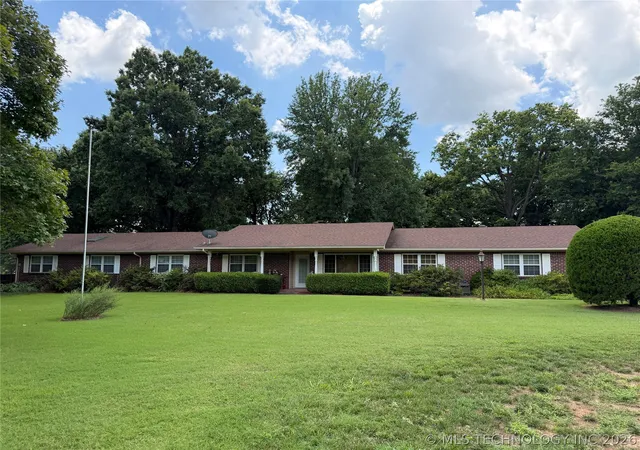 Photo 1 of Single family home for sale at 3201 E Harris Rd, Muskogee, OK 74403 | MLS# 2625504 | Listing updated on 2026-08-22