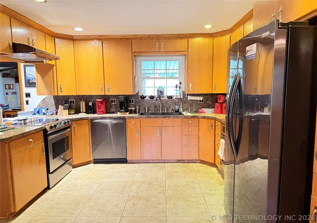 Photo 2 of Single family home for sale at 3201 E Harris Rd, Muskogee, OK 74403 | MLS# 2625504 | Listing updated on 2026-08-22