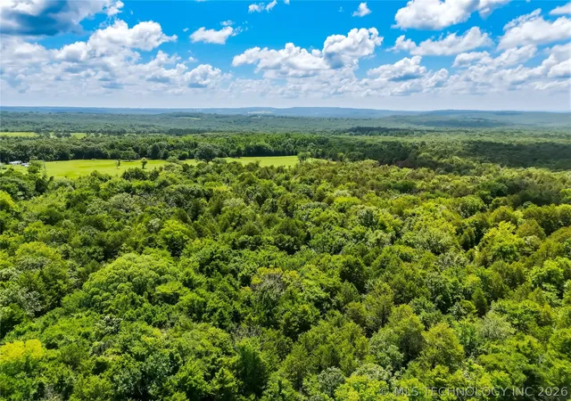 Homes for sale in Muldrow, OK | S 4798 Rd, Muldrow, OK 74948 | MLS# 2625751