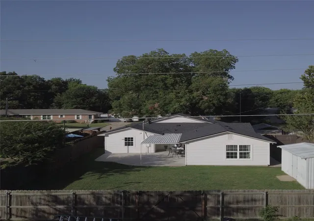 18th image of 124 N Sunset, Madill, OK 73446 | MLS# 2625652