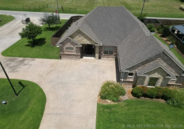 2nd image of 401 Wandering Wy, Ardmore, OK 73401 | MLS# 2625793