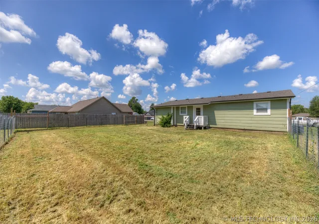 Homes for sale in Collinsville, OK | 11737 N 194th Eastavenue, Collinsville, OK 74021 | MLS# 2625809