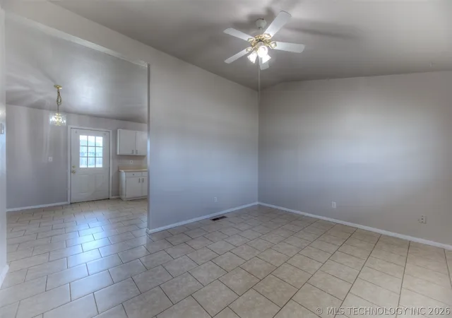 Homes for sale in Collinsville, OK | 11737 N 194Th Eastavenue, Collinsville, OK 74021 | MLS# 2625809