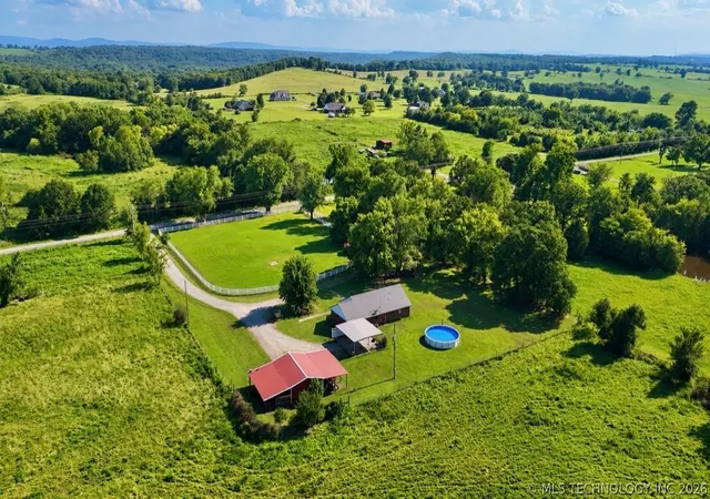 2nd image of 40228 E County Road 1219, Stigler, OK 74462 | MLS# 2625391