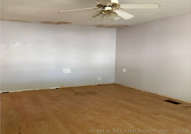 Photo 3 of Sale Pending at 209 S 101st Eastavenue, Tulsa, OK 74128 | MLS# 2625827 | Listing updated on 2026-07-24