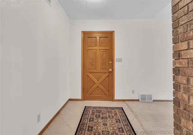 4th image of 35 Overland Route Route, Ardmore, OK 73401 | MLS# 2625821