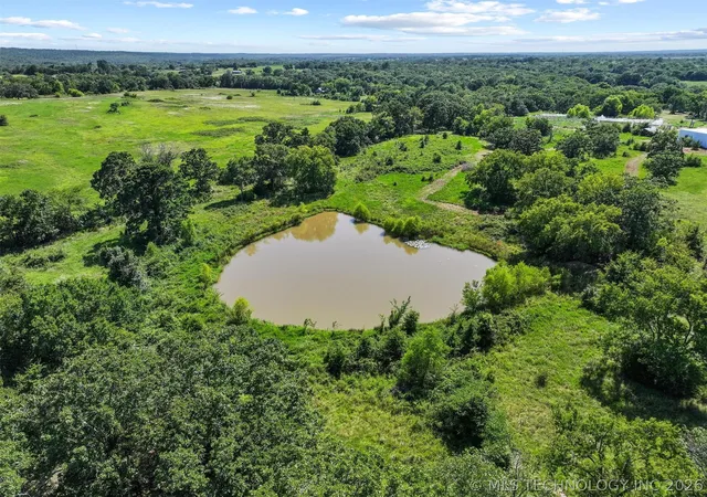 Homes for sale in Moyers, OK | 186188 N 4140 Rd, Moyers, OK 74557 | MLS# 2625819