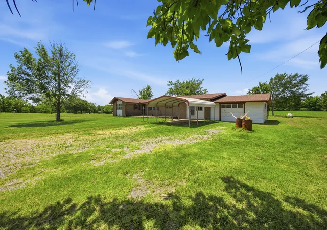 2nd image of 1069 N Coal Creek Rd, Mc Alester, OK 74501 | MLS# 2624808