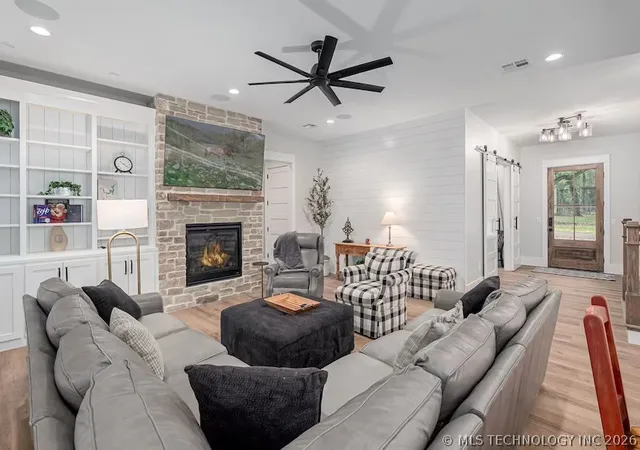 2nd image of 12427 Atlantic Dr, Kingston, OK 73439 | MLS# 2625825
