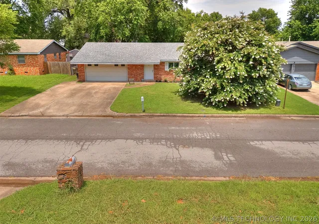 44th image of 708 W Atlanta Ct, Broken Arrow, OK 74012 | MLS# 2625866