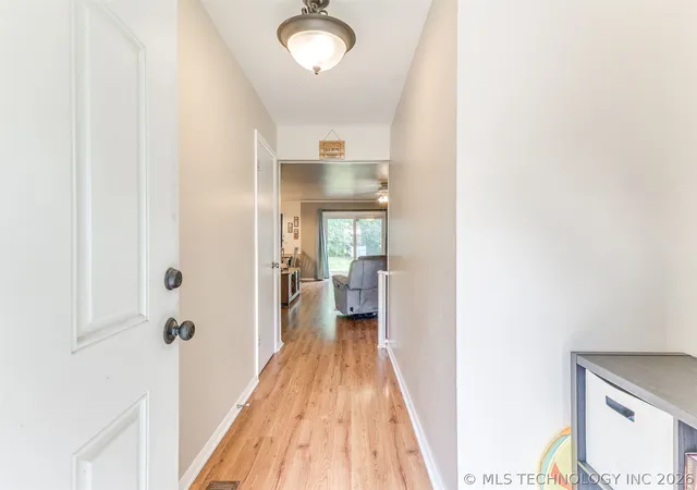 4th image of 708 W Atlanta Ct, Broken Arrow, OK 74012 | MLS# 2625866