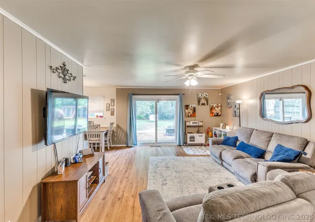 5th image of 708 W Atlanta Ct, Broken Arrow, OK 74012 | MLS# 2625866