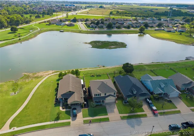 Photo 3 of Single family home for sale at 15120 E 107th Street, Owasso, OK 74055 | MLS# 2625524 | Listing updated on 2026-08-20