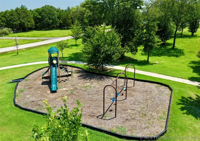 5th image of 239 Patriot Pointe, Eufaula, OK 74432 | MLS# 2619126