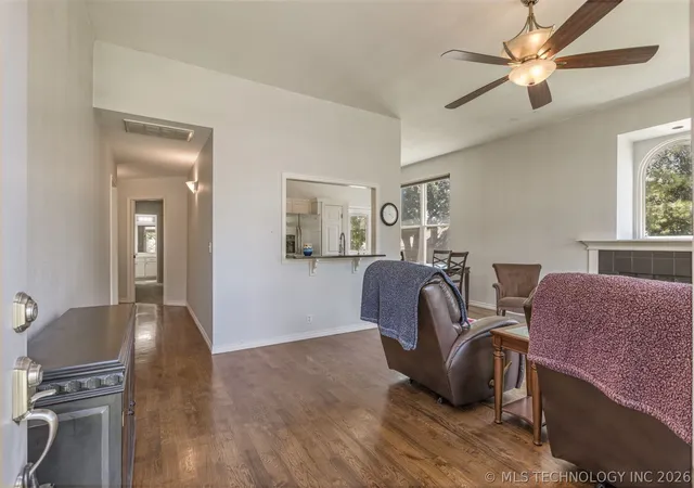 Homes for sale in Jenks, OK | 1302 W 112Th Pl, Jenks, OK 74037 | MLS# 2625828
