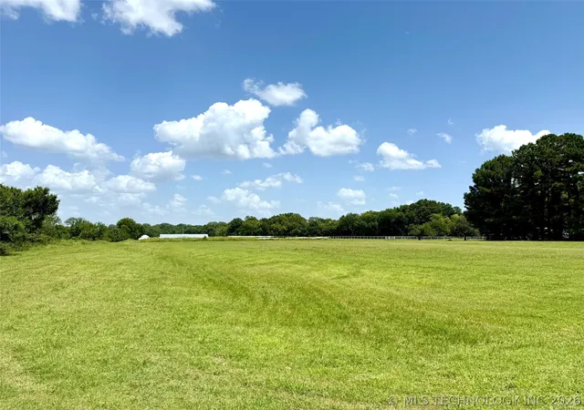 Photo 1 of Sale Pending at 1701 S Cheyenne Rd, Sapulpa, OK 74066 | MLS# 2625800 | Listing updated on 2026-08-20