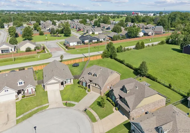 41st image of 14501 E 112th St N, Owasso, OK 74055 | MLS# 2625954