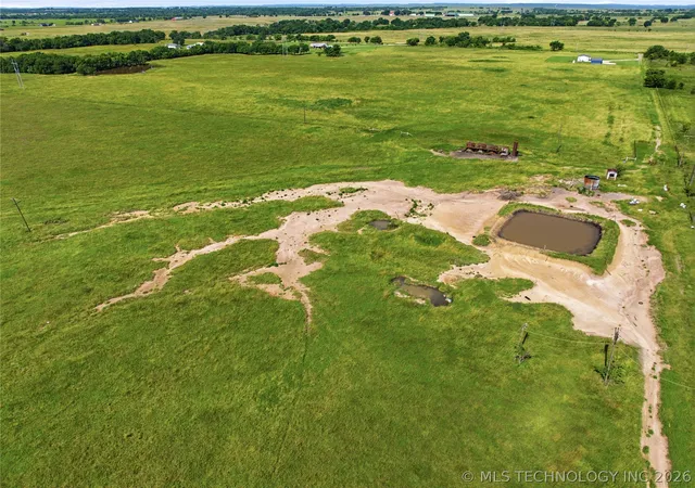 14th image of 1 N 300 Rd, Okmulgee, OK 74447 | MLS# 2625958