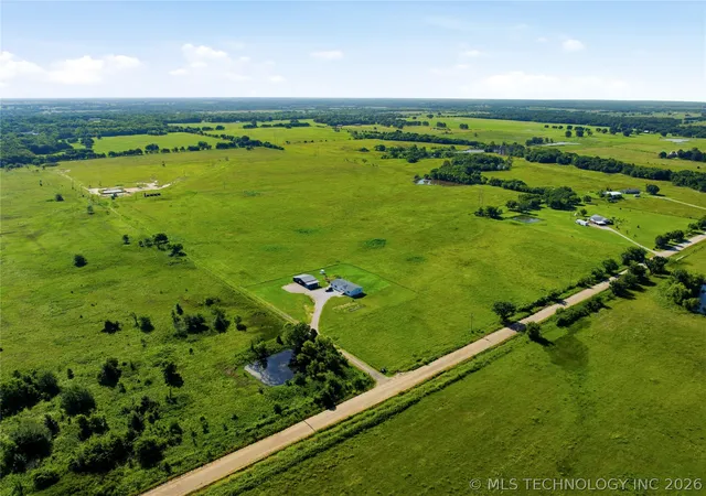 1st image of 1 N 300 Rd, Okmulgee, OK 74447 | MLS# 2625958