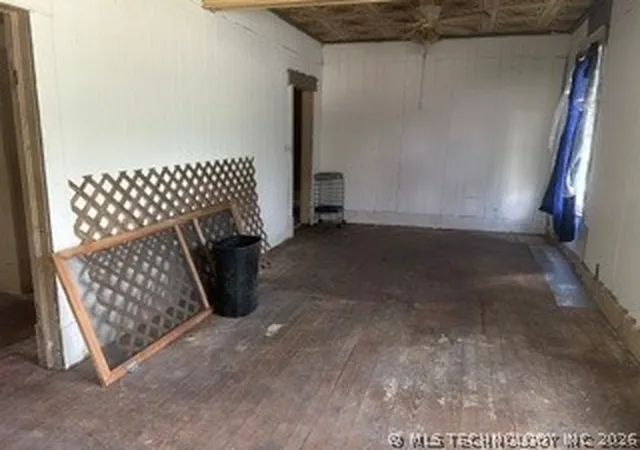 Photo 4 of Single family home for sale at 111 Independence Ave, Muskogee, OK 74403 | MLS# 2625987 | Listing updated on 2026-07-24