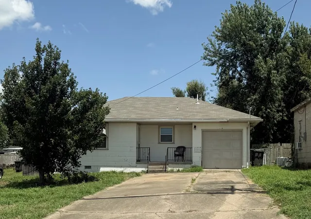 Photo 1 of Single family home for sale at 228 Se Avondale, Bartlesville, OK 74006 | MLS# 2626003 | Listing updated on 2026-08-24