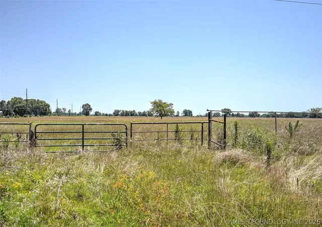 Photo 2 of Land for sale at 2301 S 40th Street, Muskogee, OK 74401 | MLS# 2625464 | Listing updated on 2026-07-15