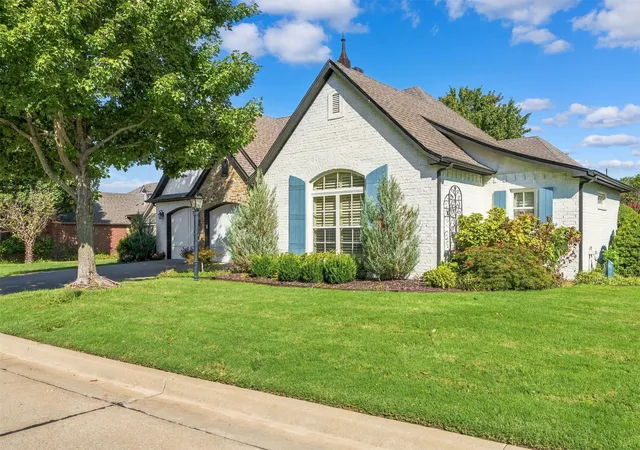Photo 2 of Single family home for sale at 7832 E Galveston St, Broken Arrow, OK 74014 | MLS# 2624011 | Listing updated on 2026-09-21