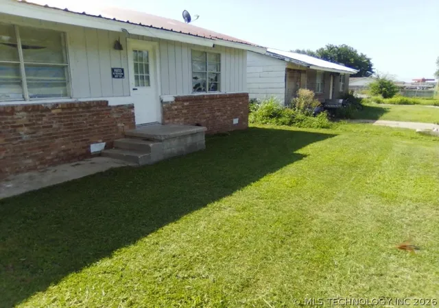 Photo 2 of Single family home for sale at 305 Northeast 8th, Waurika, OK 73573 | MLS# 2625950 | Listing updated on 2026-07-16