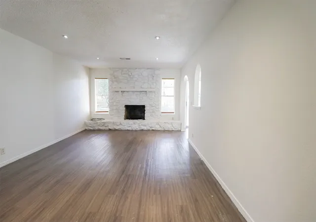 2nd image of 1628 S Sycamore Ave, Broken Arrow, OK 74012 | MLS# 2625846