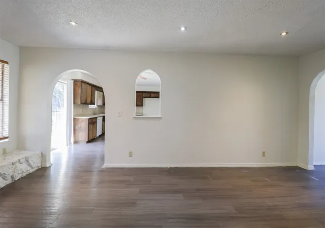 5th image of 1628 S Sycamore Ave, Broken Arrow, OK 74012 | MLS# 2625846